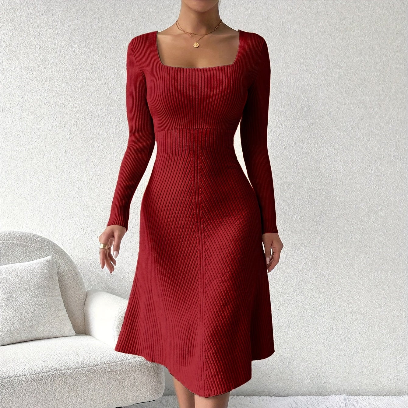 Clara Zacht Warm Square Nek Dress