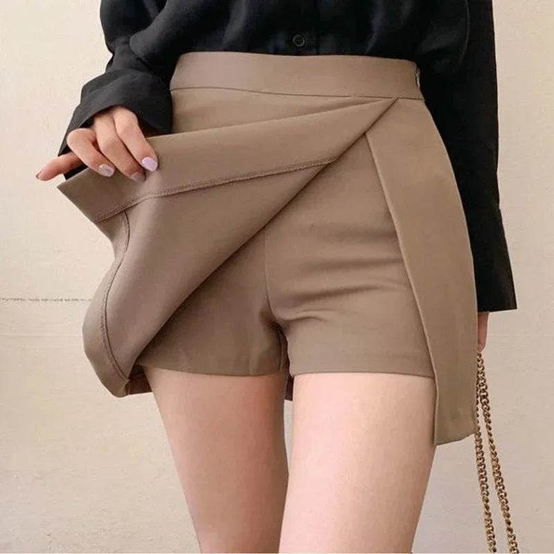 Veyla Side-Slit Shorts
